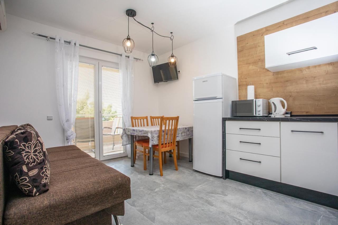 Apartments Nedo Dalmatia Omiš Exterior foto
